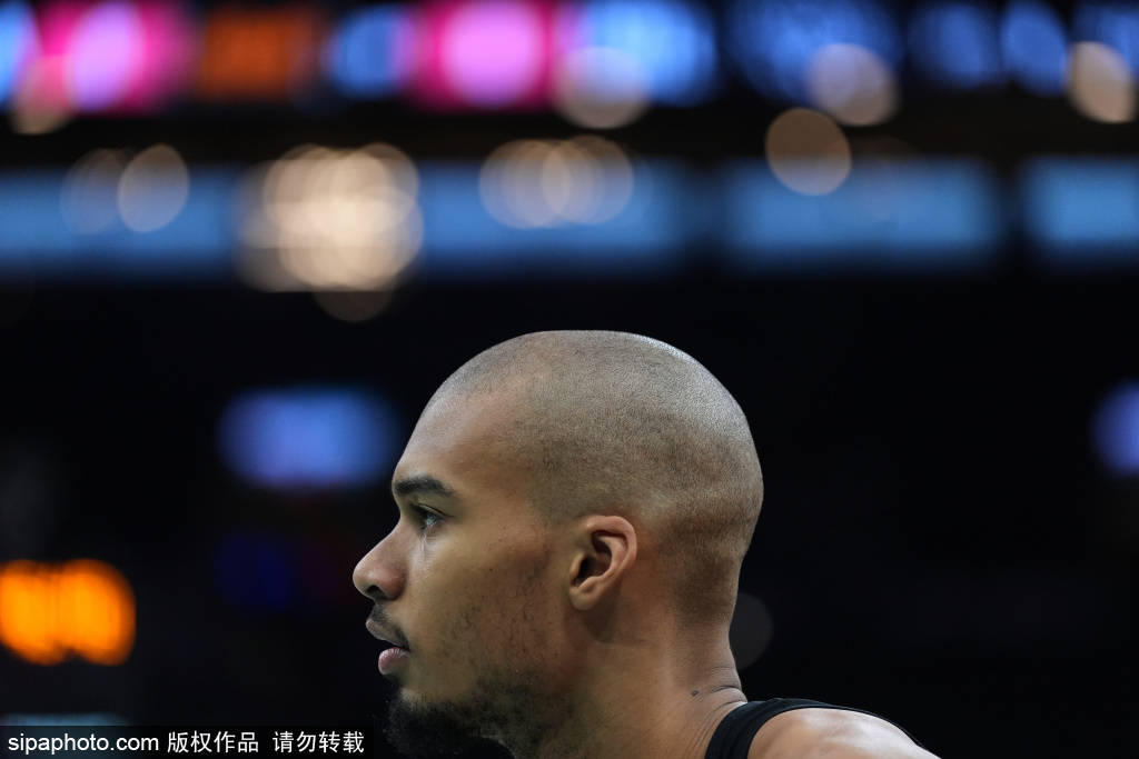 世界杯竞猜-达龙-福克斯顶替受伤的扬尼斯-阿德托昆博参加NBA全明星赛